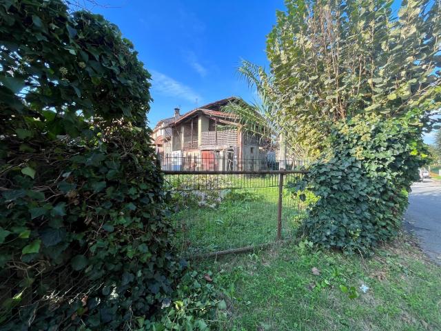Rustico in vendita a Gerette, San Colombano Al Lambro