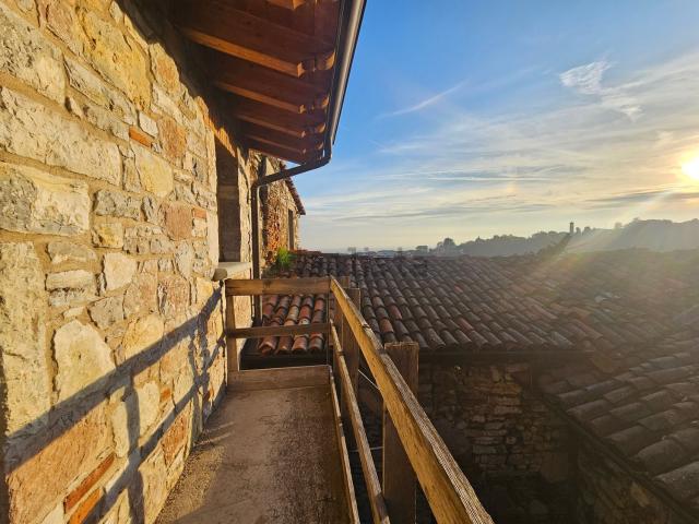 Rustico in vendita a Almenno San Bartolomeo, Lombardia