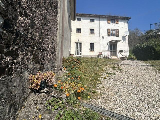 Rustico in vendita a Vestenanova, Veneto