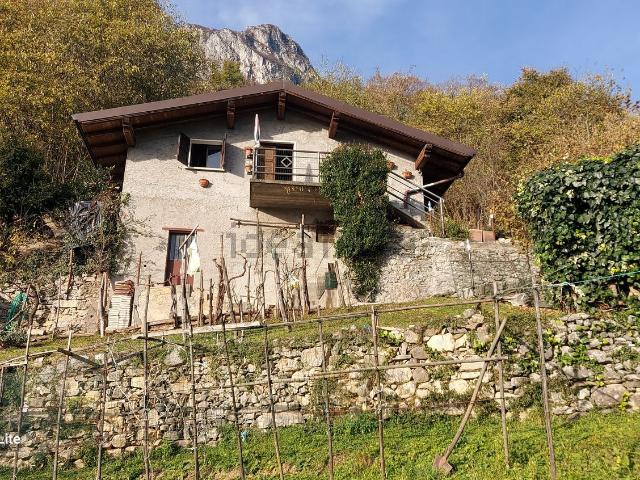 Rustico in vendita a Comunità montana della valle Camonica, Darfo