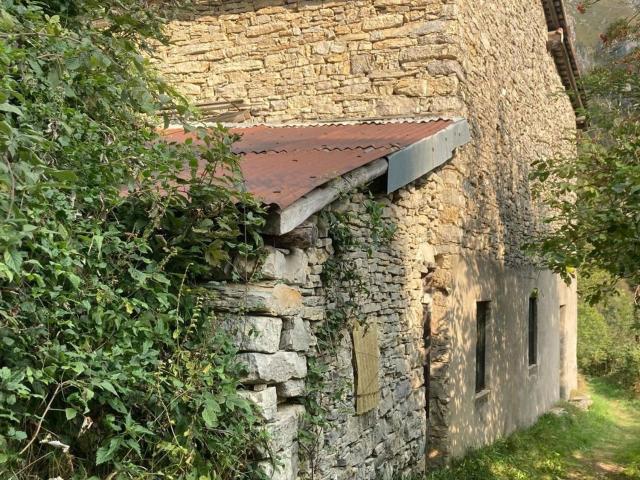 Rustico in vendita a Zambla Alta, Oltre il Colle