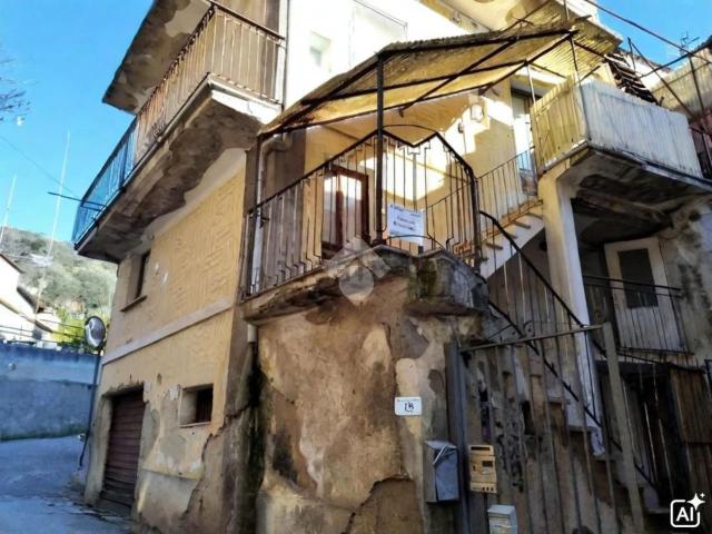 Rustico in vendita a Santa Maria A Vico, Campania