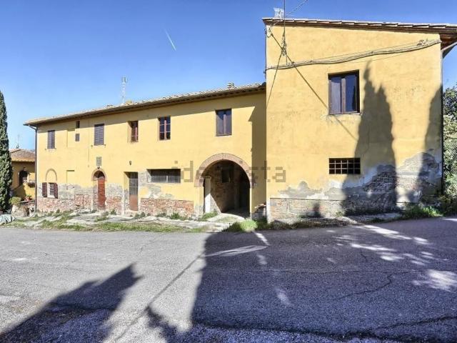 Rustico in vendita a Unione dei Comuni Circondario dell'Empolese Valdelsa, Lucardo