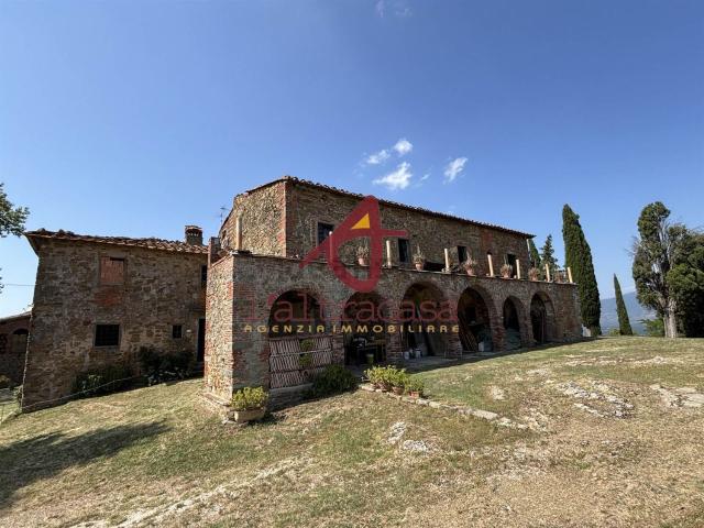 Rustico in vendita a Figline Valdarno, Firenze