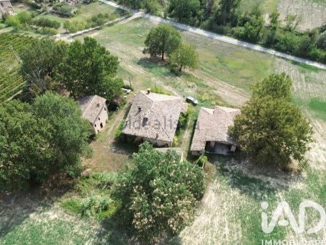Rustico in vendita a Levizzano Rangone, Castelvetro di Modena
