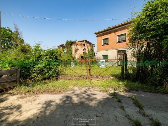 Rustico in vendita a Unione dei comuni Valli del Reno, Lavino e Samoggia, Bazzano