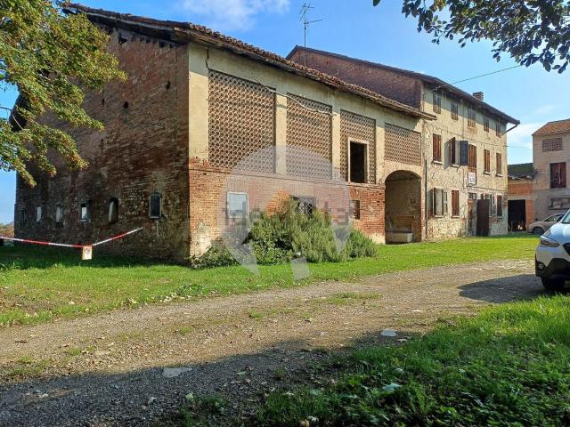 Rustico in vendita a Tresinaro - Secchia, Re