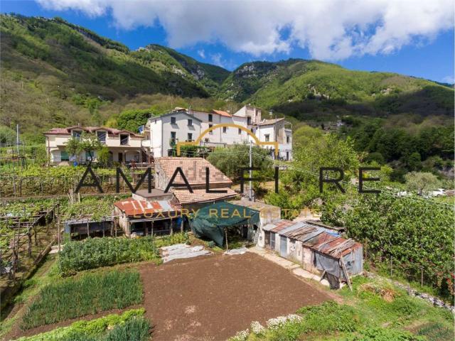 Rustico in vendita a Scala, Campania