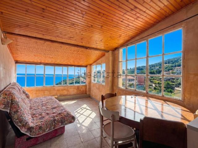 Rustico in vendita a Costarainera, Liguria