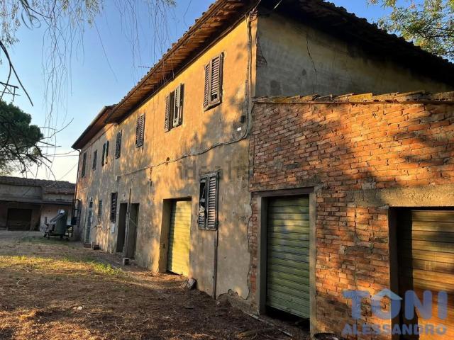 Rustico in vendita a Serravalle Pistoiese, Toscana