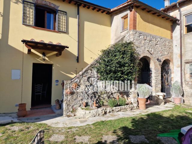 Rustico in vendita a Cercina, Sesto Fiorentino