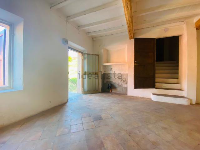 Rustico in vendita a Tresinaro - Secchia, Re