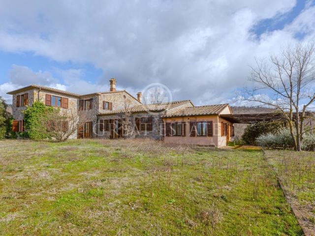 Rustico in vendita a Orvieto, Umbria