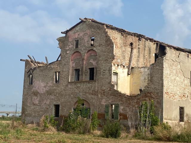Rustico in vendita a Unione Terre d'Acqua, San Giovanni In Persiceto