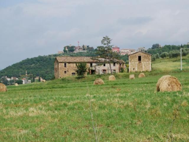 Rustico in vendita a Magione, Umbria