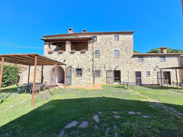 Rustico in vendita a Vernazzano alto, Tuoro Sul Trasimeno