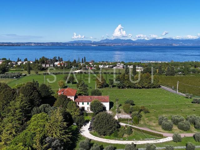 Rustico in vendita a Lazise, Veneto