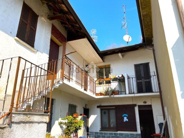 Rustico in vendita a Valdarno, Albizzate
