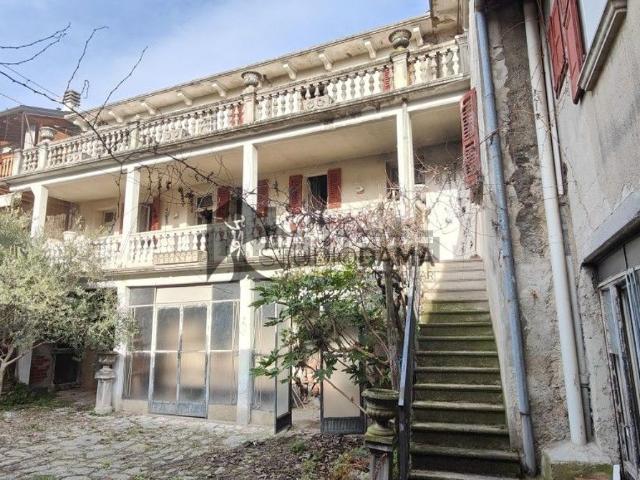 Rustico in vendita a Comunità montana della Valle Sabbia, Roè Volciano