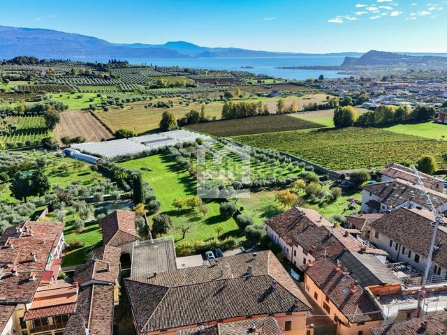 Rustico in vendita a Puegnago, Lombardia