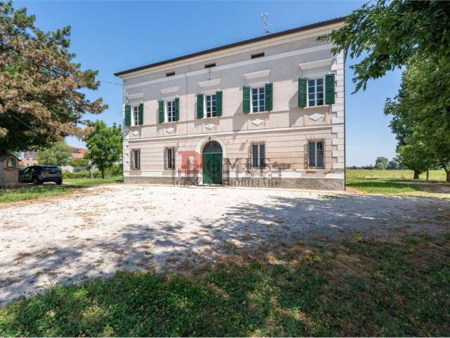 Rustico in vendita a Bondeno Di Gonzaga, Lombardia