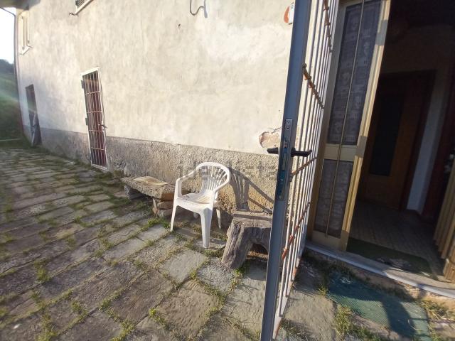 Rustico in vendita a Uzzano E Castello, Toscana