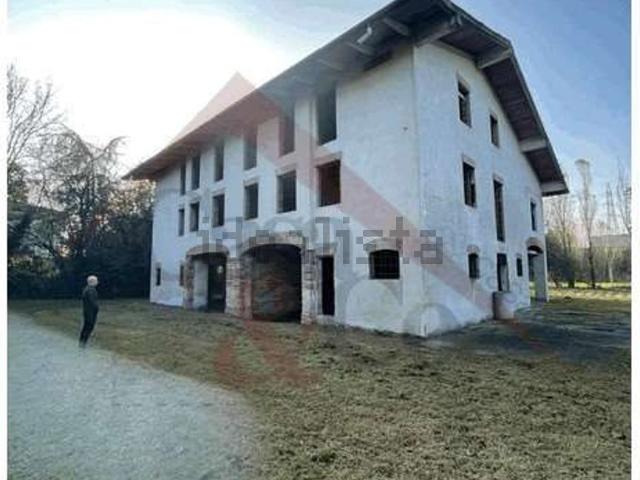 Rustico in vendita a San Faustino-Madonnina-Quattroville, Modena