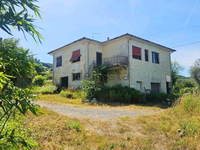 Rustico in vendita a Maccetti, Rosignano Marittimo
