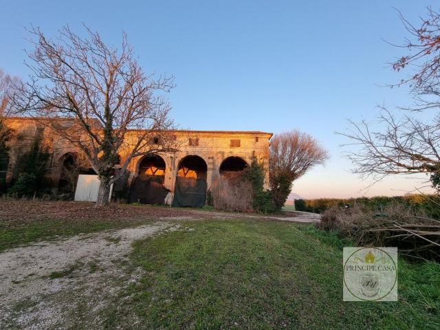 Rustico in vendita a Baone, Veneto