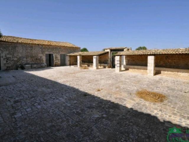 Rustico in vendita a Ragusa, Sicilia