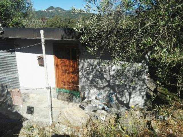 Rustico in vendita a Villanova D'albenga, Liguria