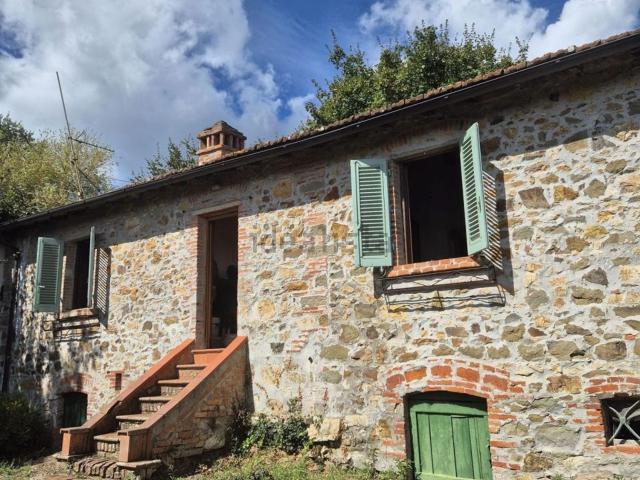 Rustico in vendita a Montegonzi, Toscana