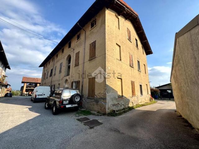 Rustico in vendita a Galgiana, Casatenovo