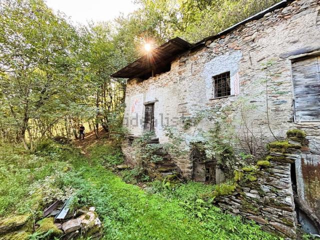 Rustico in vendita a Caiolo, Lombardia