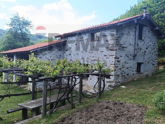 Rustico in vendita a Bormida, Liguria