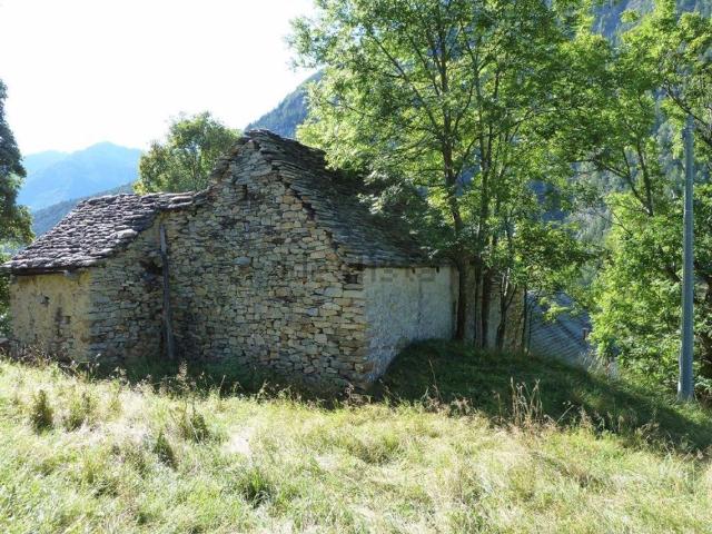 Rustico in vendita a San Domenico, Piemonte