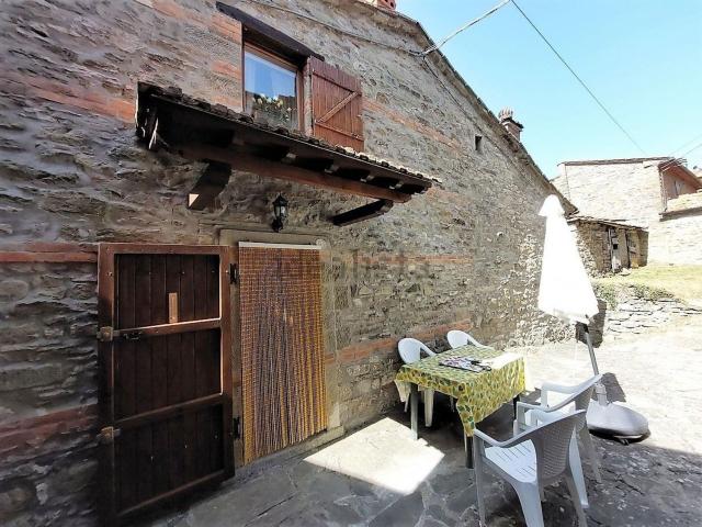 Rustico in vendita a Pratovecchio Stia, Valagnesi