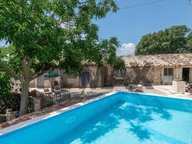 Rustico in vendita a Palazzolo Acreide, Siracusa
