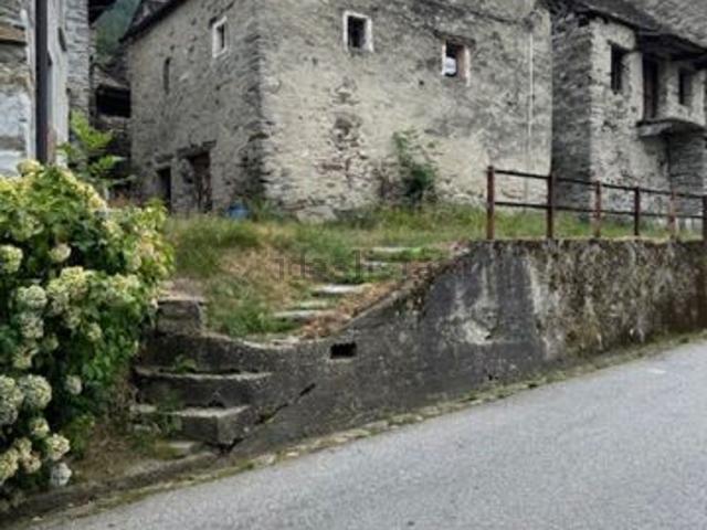 Rustico in vendita a Castello, Trontano