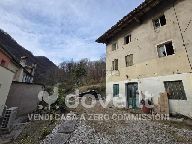 Rustico in vendita a Longhere, Vittorio Veneto