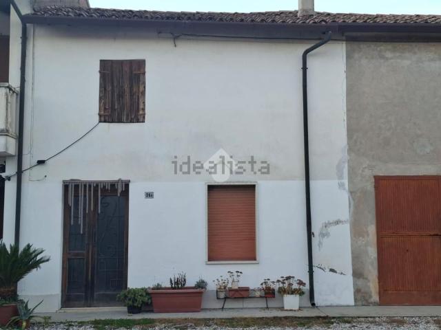Rustico in vendita a Zevio, Veneto
