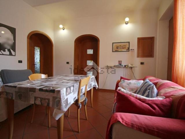 Rustico in vendita a Le Badie, Prato