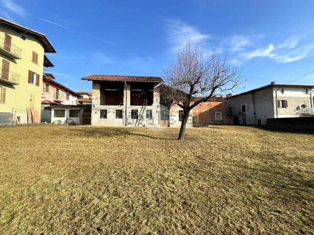 Rustico in vendita a Piemonte, Biella