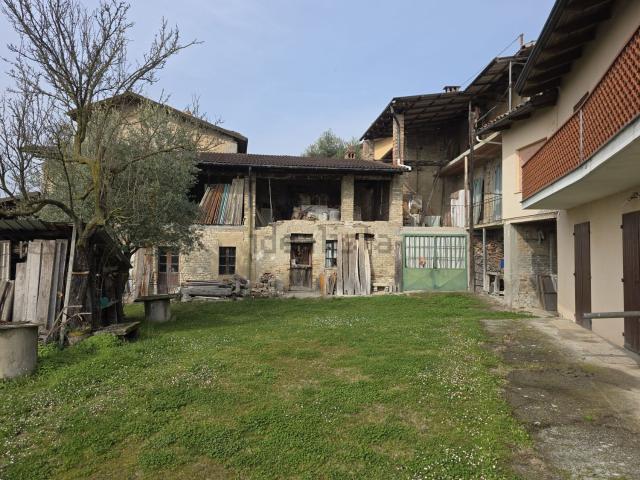 Rustico in vendita a Piemonte, Asti