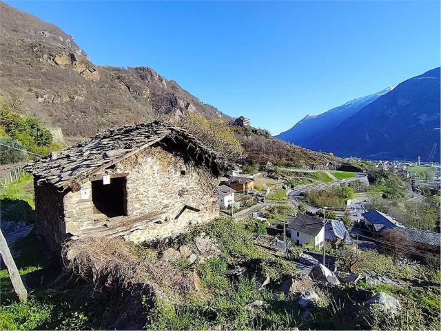 Rustico in vendita a Pont Saint Martin, Aosta