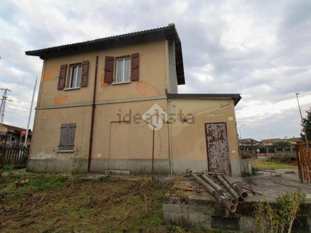 Rustico in vendita a Ghedi, Lombardia