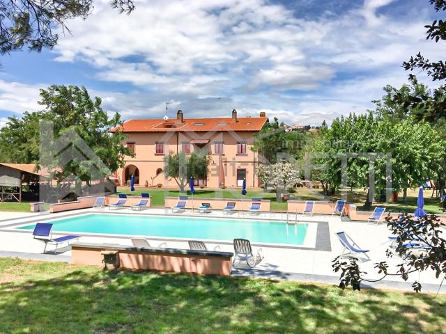 Rustico in vendita a Rosignano Marittimo, Toscana