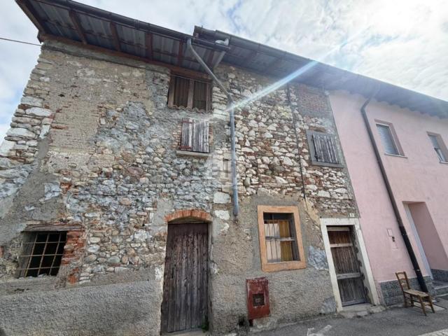Rustico in vendita a Trescore Balneario, Lombardia