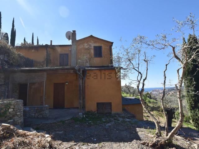 Rustico in vendita a Oliveto, Imperia