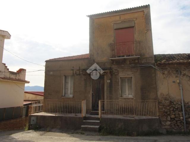 Rustico in vendita a Pezzo Superiore, Villa San Giovanni